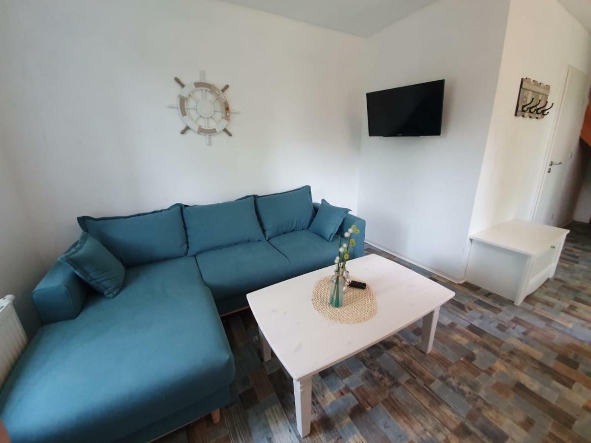 Marijanas Ferienhof 2, Urlaub Mit Viel Platz Zwischen Dornumersiel Und Bensersiel, Gehoert Zum Cafe Kunterbunt Holtgast ภายนอก รูปภาพ