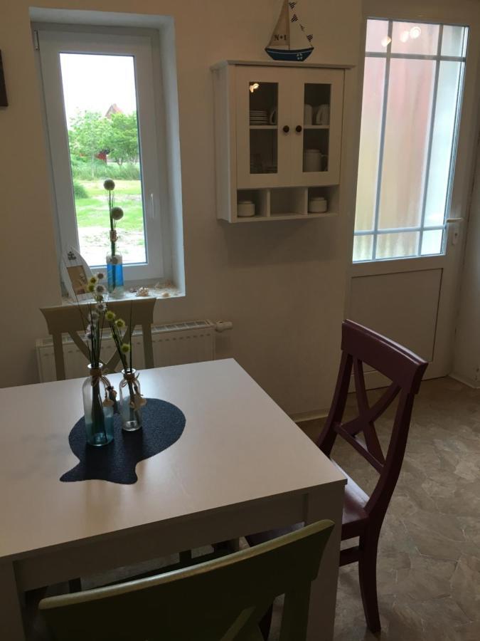 Marijanas Ferienhof 2, Urlaub Mit Viel Platz Zwischen Dornumersiel Und Bensersiel, Gehoert Zum Cafe Kunterbunt Holtgast ภายนอก รูปภาพ